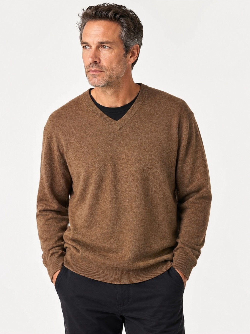 Turnbury Men's V-Neck 100% merino wool Sweater in Warm Brown L